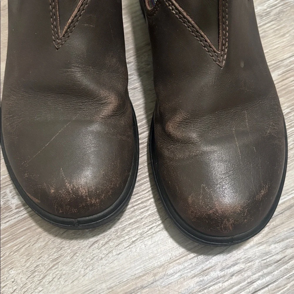 Blundstone boots - Picture 7 of 8